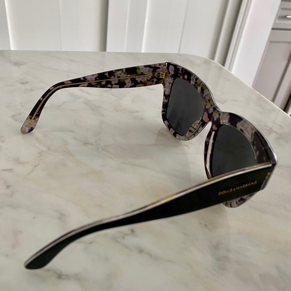 Women’s Dolce & Gabbana Sunglasses